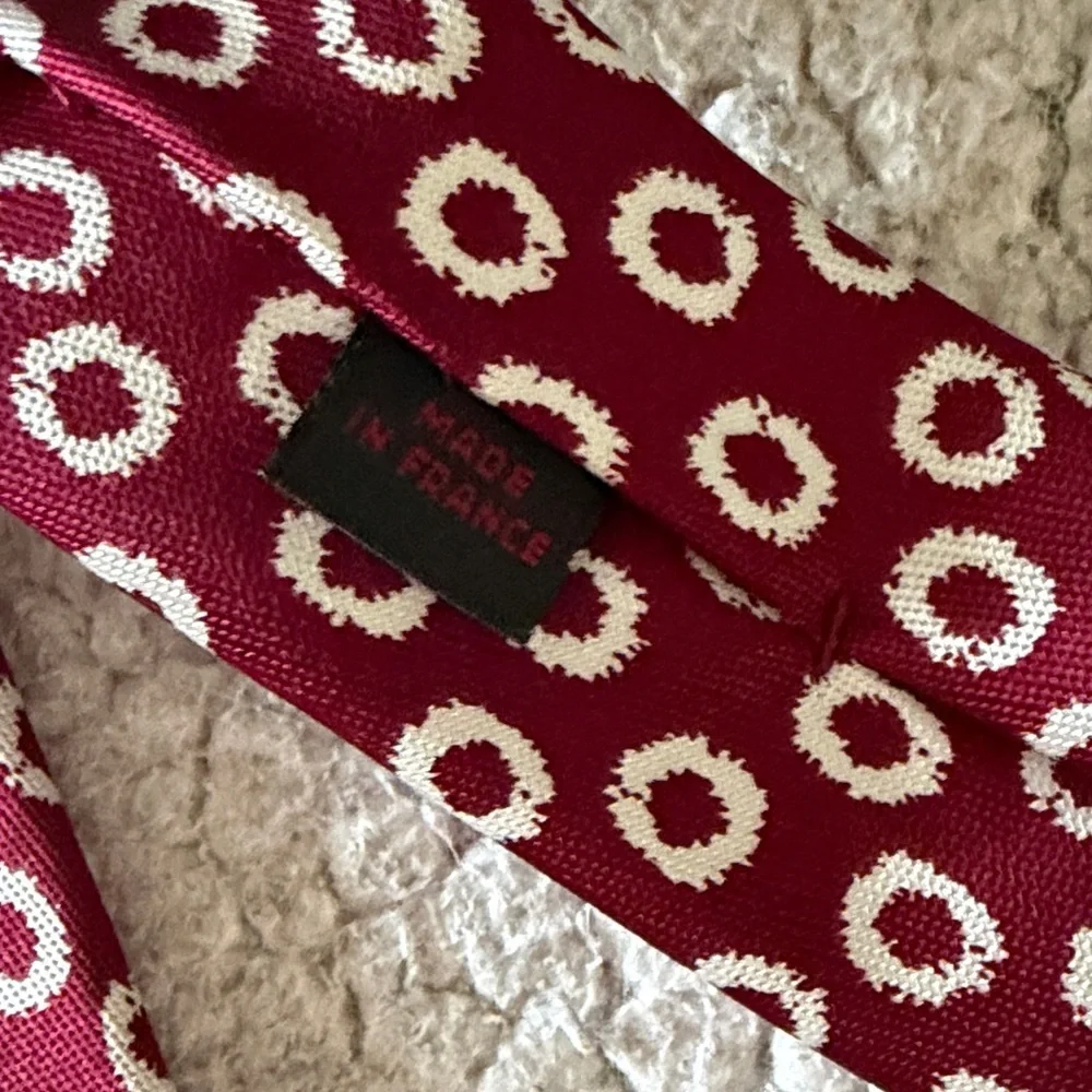 Charvet Burgundy 100% Silk Tie with White Oval Pattern Made in France
